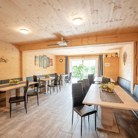 Aparthotel Am Hahnenkamm