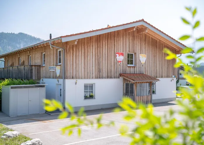 Am Hahnenkamm Aparthotel 3*